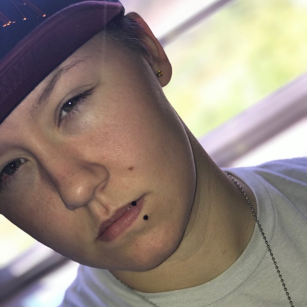 Meet your Posher, Jasmine